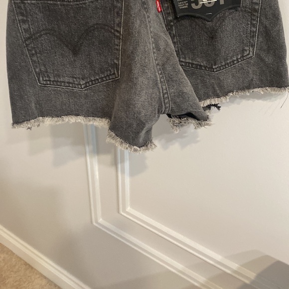 Levi’s 501 HIGH RISE WOMEN'S SHORTS - Picture 4 of 9